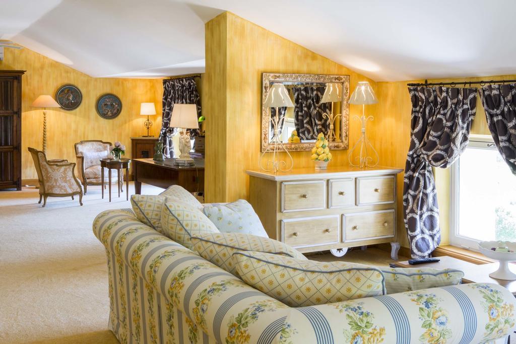 Chateau Talaud Loriol-du-Comtat Quarto foto